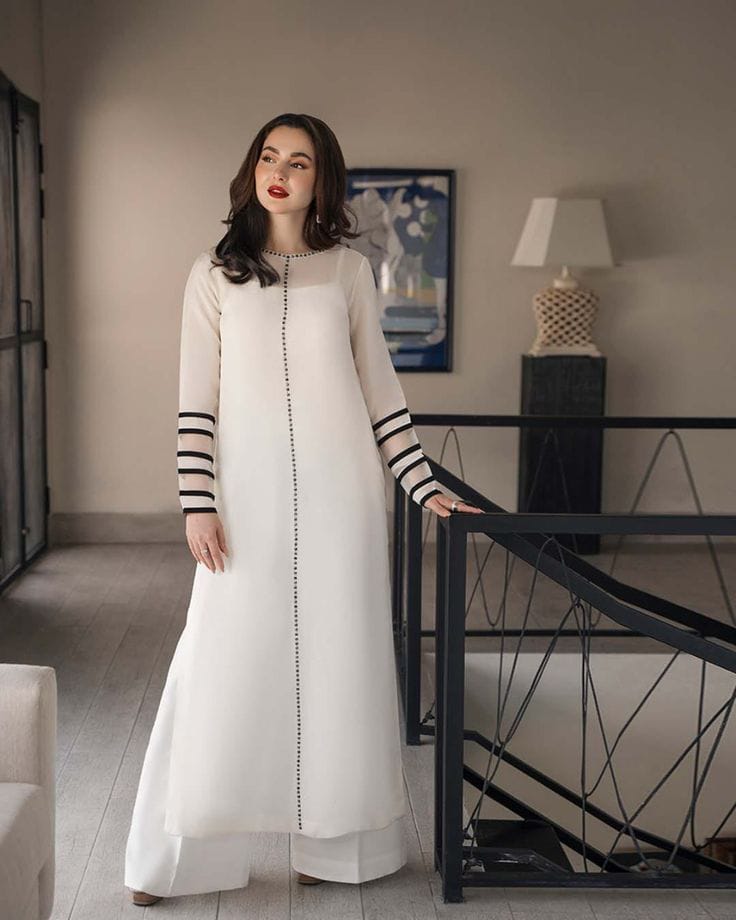 Hania Amir Viral Dress